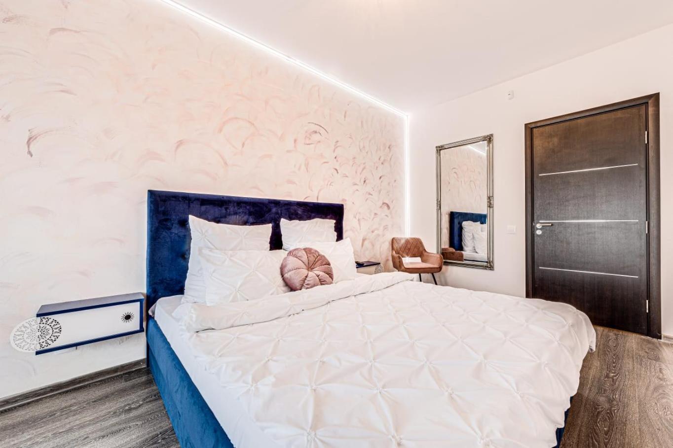 Ari Rose Apartment With Cozy Balcony Arad Exteriör bild