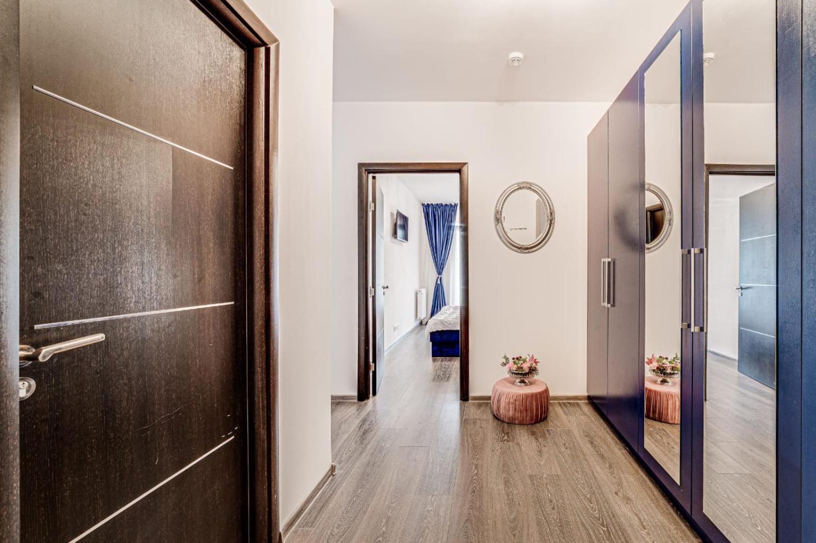 Ari Rose Apartment With Cozy Balcony Arad Exteriör bild